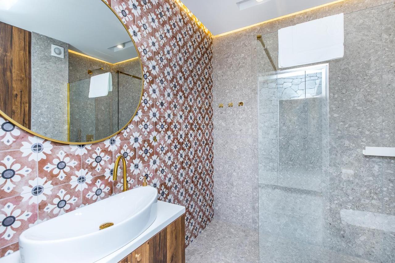 Chalet -czarna Gora- Black Apart- Widok Na Tatry, Jacuzzi, Bilard, Game