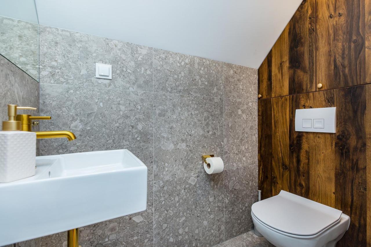 -czarna Gora- Black Apart- Widok Na Tatry, Jacuzzi, Bilard, Game Chalet Bukowina Tatrzańska